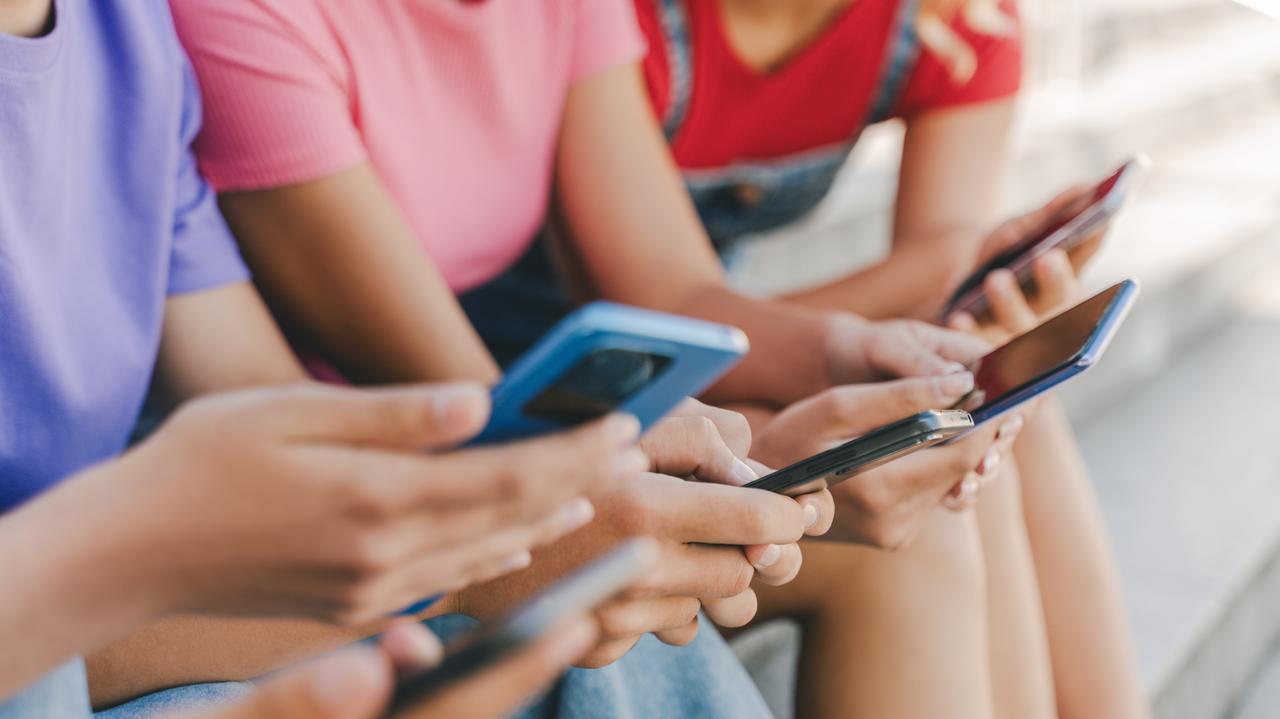 Media antyspołecznościowe. Co poszło nie tak? 