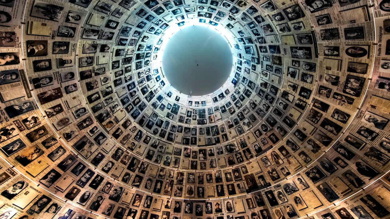 "Fałszywa i zniekształcająca historię wiadomość". MSZ i Muzeum Auschwitz reagują na wpis Jad Waszem