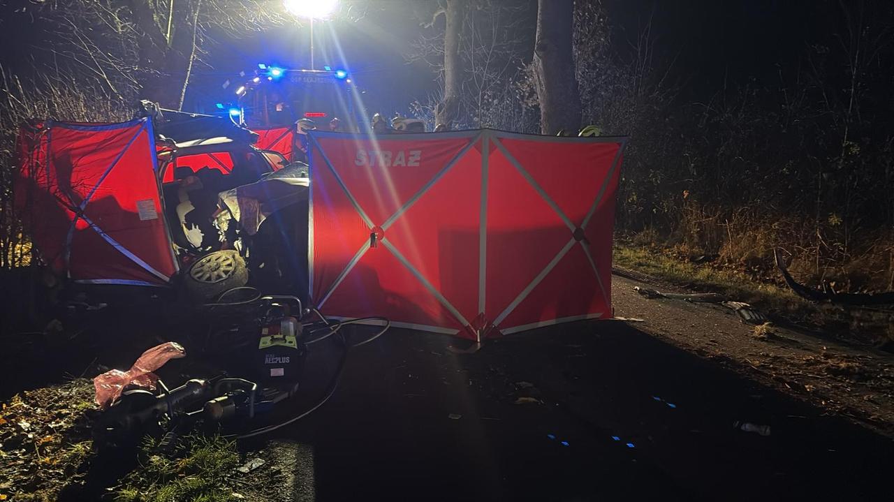 Dwie nastolatki zginęły w wypadku. Za kierownicą 17-latek