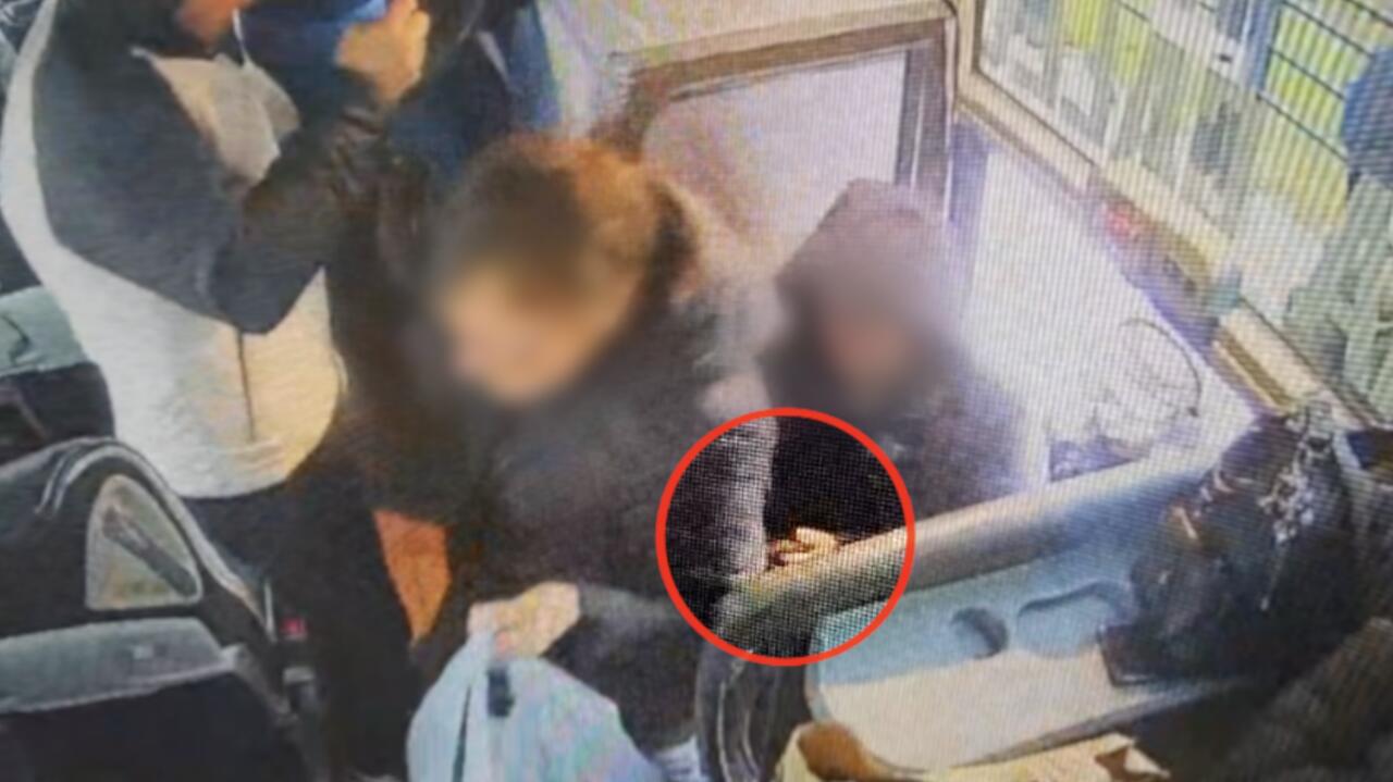 Pomogli zatrzymać kieszonkowca, z autobusu pojechał do aresztu