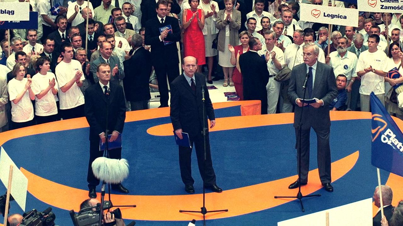 Pierwszy sondaż "to był szok". Historia PO od kulis