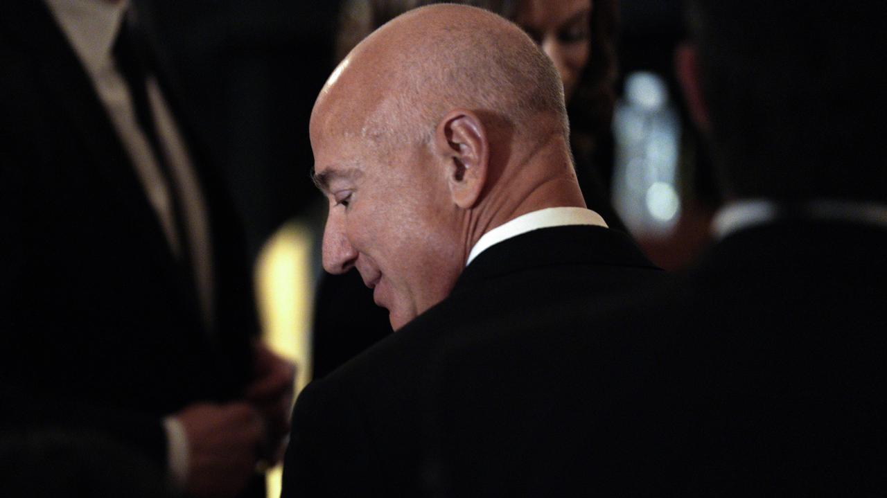 Bezos tuż po ślubie sprzedał akcje za prawie 666 milionów dolarów