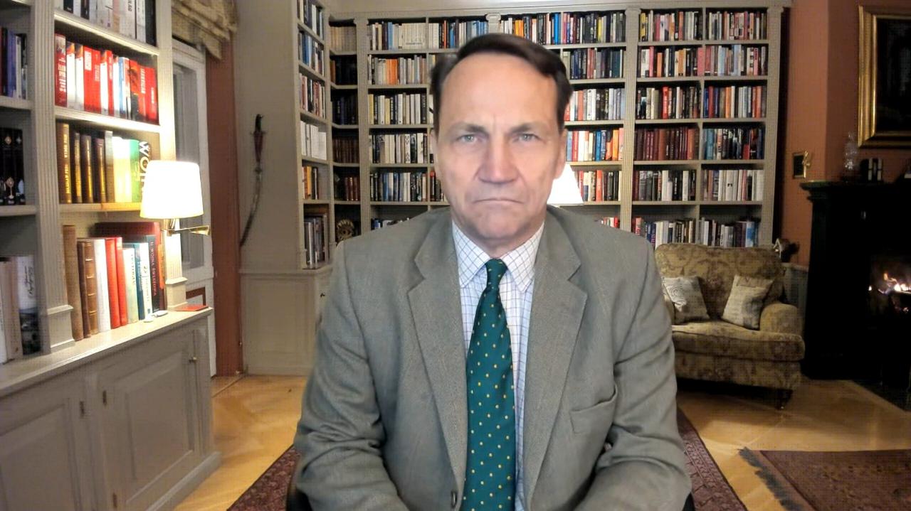 Sikorski o rosyjskich prowokacjach. "Chyba nie o to Rosjanom chodziło"