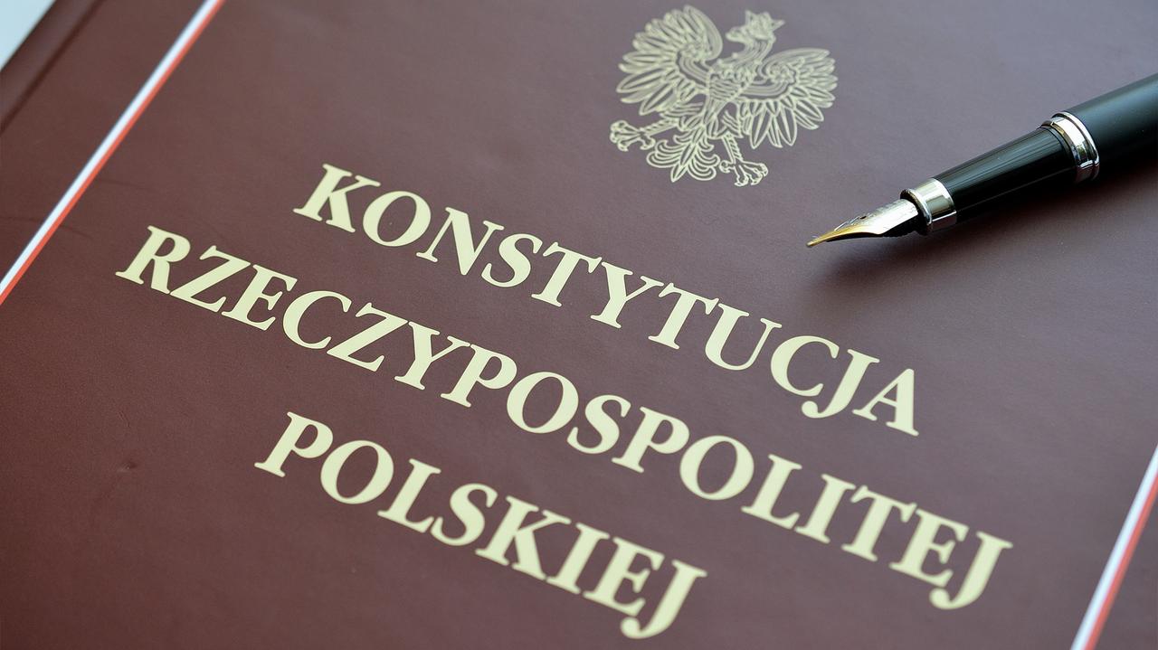 Reset konstytucyjny: o co w tym chodzi. Wizje są, ale konkretów brak
