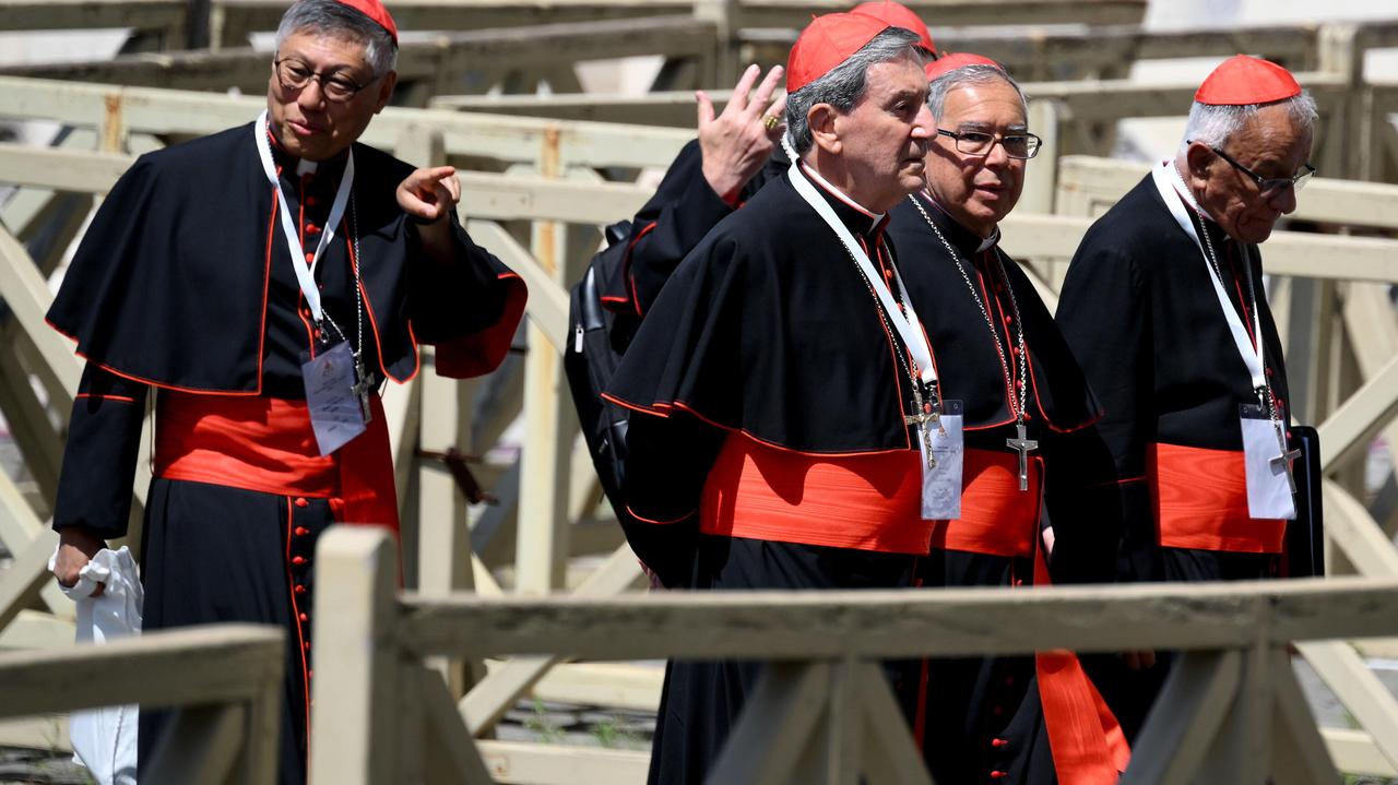 Carbonara, przyjęcia i dyskusje. "Dobry klimat" wśród kardynałów, ale nam powiedzą niewiele