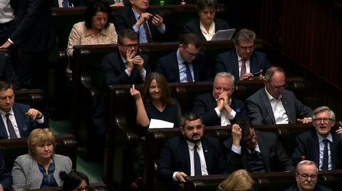 Komisja Etyki w sprawie gestu Lichockiej. Wniosek o naganę i obrady za zamkniętymi drzwiami