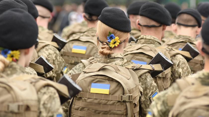 Coraz więcej Ukrainek w armii