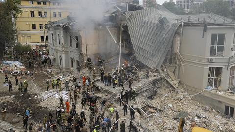 Skutki rosyjskiego ataku rakietowego na szpital w Kijowie