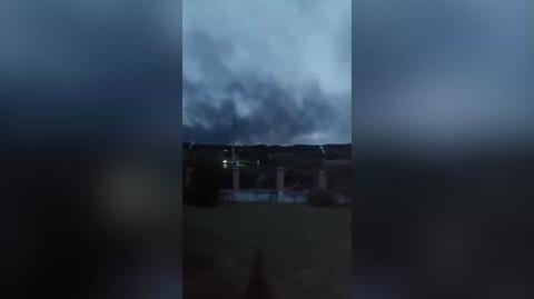 Nocy ostrzał i bombardowanie Drogobyczy w Ukrainie 