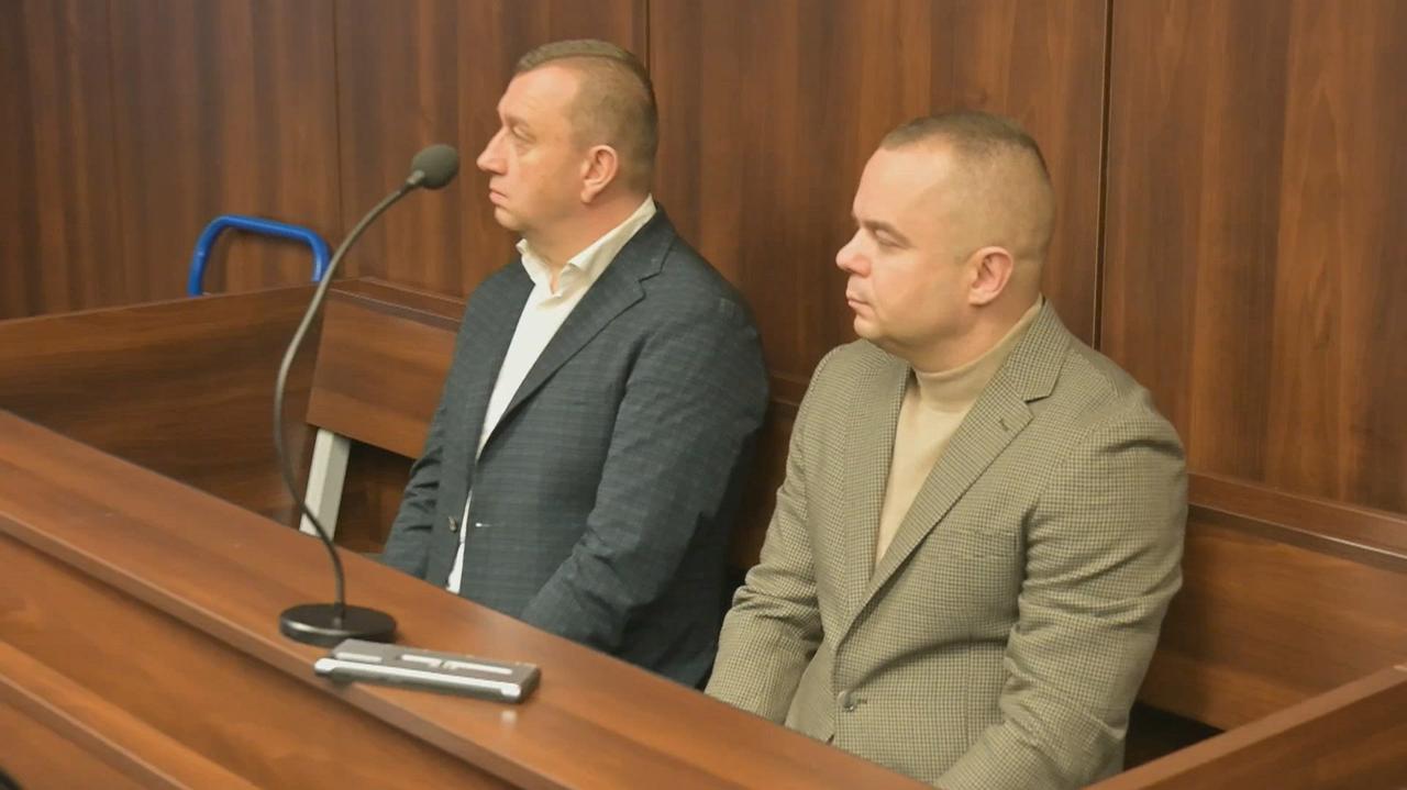 Chwycili za kredę, przypomnieli o referendum. Staną przed sądem