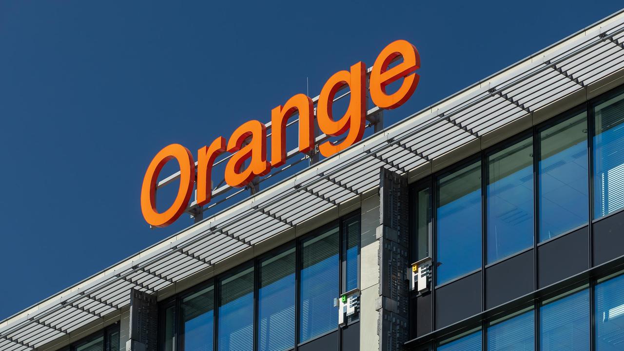 Orange Polska porozumiało się ze związkowcami. Tysiąc osób skorzysta ze specjalnego programu