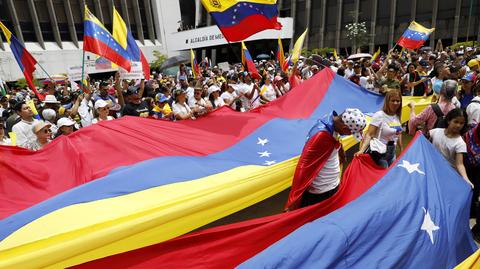 Nicolas Maduro stwierdził, że wygrał wybory. W Wenezueli wybuchły protesty