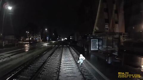 Poznań, Starołęcka: Piesza wpadła na torowisko tuż przed tramwajem