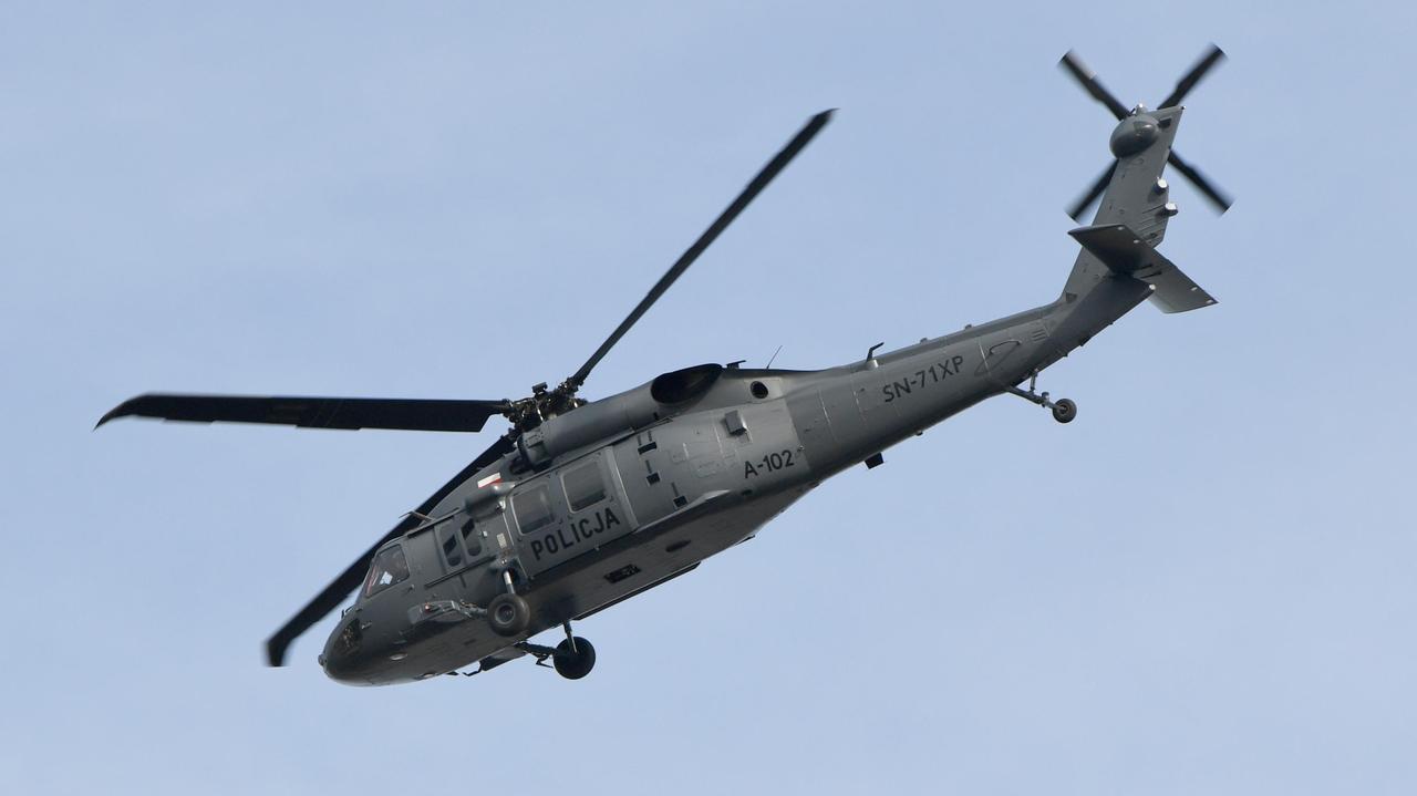 Pięć Black Hawków i półtorej załogi. Hangar pełny, brakuje pilotów