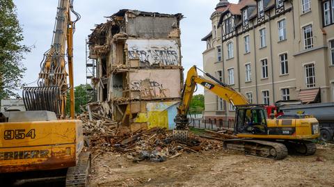 Poznań. Rozbiórka kamienicy przy ulicy Roosevelta