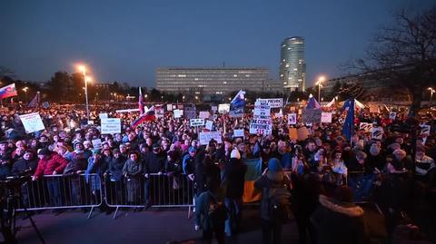 Protesty na Słowacji. "To niebezpieczne i haniebne, że premier wykorzystuje służby specjalne, by siać panikę"