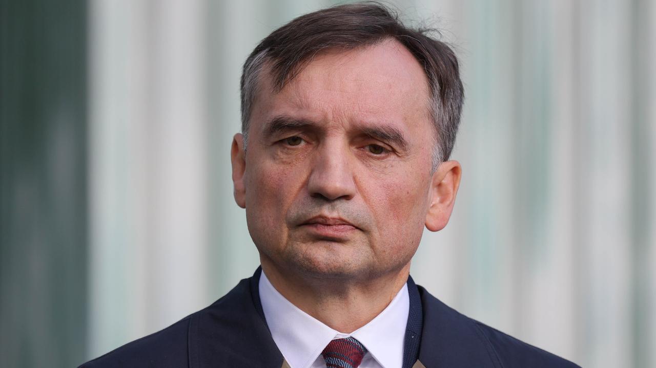 Czy Ważniak powinien wrócić do Polski? Sondaż