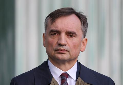 "Kierunek Budapeszt dzisiaj jest realny". To tam w ostatnich dniach był Ziobro 