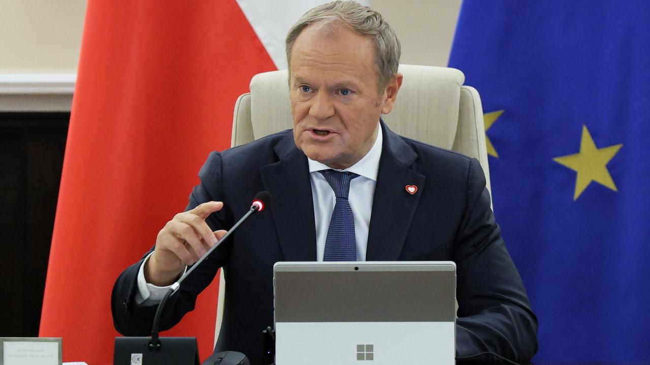 Tusk: na kilometry widać, że mamy do czynienia ze skandalem