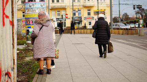 Starsi ludzie często padają ofiarami oszustw. Policji nie zawsze udaje się odzyskać skradzione pieniądze