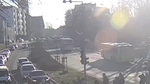 Gorzów Wielkopolski. Rowerzysta wjechał wprost pod koła samochodu