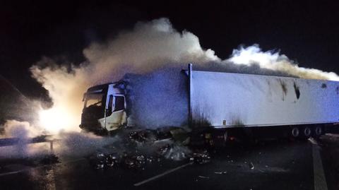 Pożar dwóch ciężarówek na S8. Nie żyje jeden z kierowców