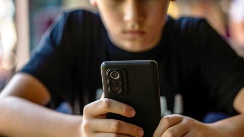 Filmiki z "unboxingiem", czyli otwieraniem paczek m.in. z Labubu, zbierają miliony wyświetleń i tysiące reakcji 