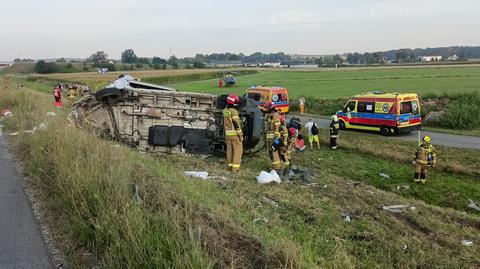 Zderzenie autokaru z busem na A4, osiem osób w szpitalu
