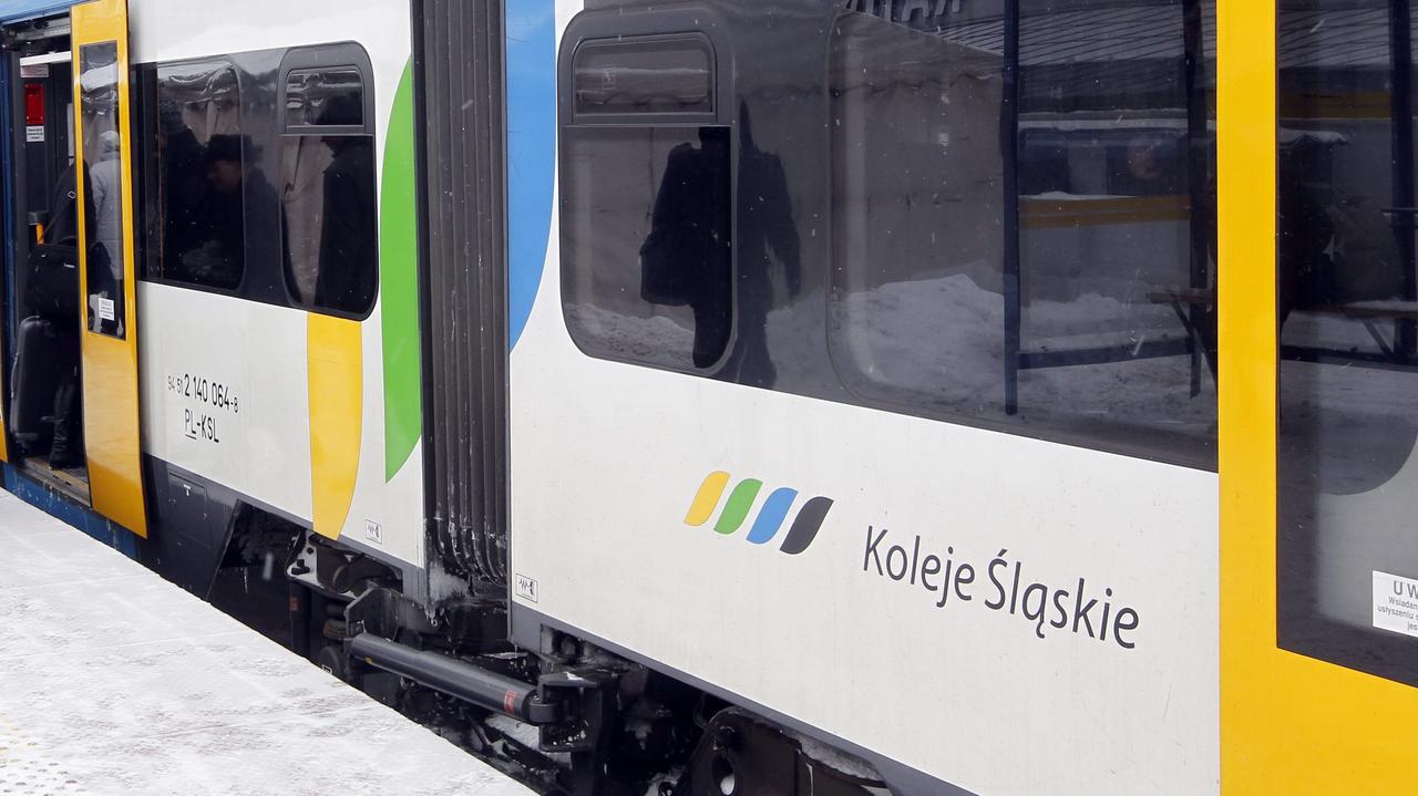 Atak zimy na kolei. Dworce pozostaną otwarte w nocy