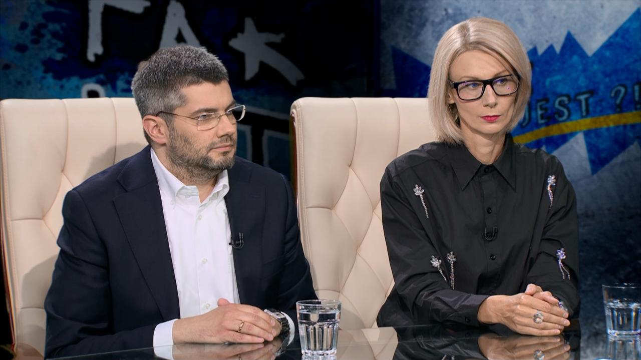 The committee dissolved. "You can't examine 20 years of abroad  influence in 14 months"