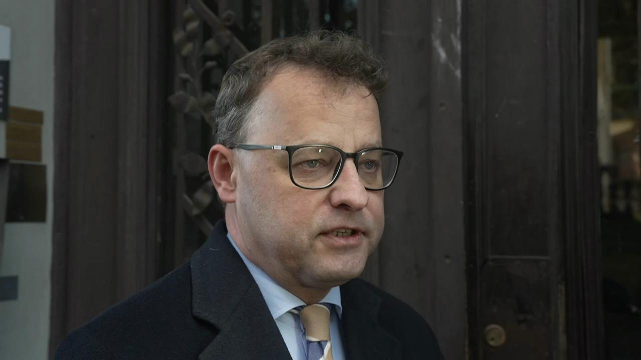 Azyl dla Ziobry na Węgrzech? Romanowski: ja bym zachęcał, żeby skorzystać z możliwości