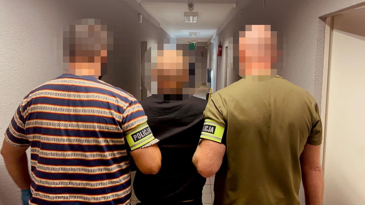 Zaatakował w lesie. Rannego mężczyznę znalazła spacerowiczka