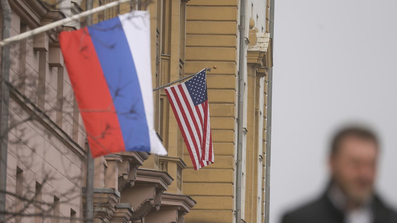 Все меньше американцев считают Россию врагом. Опрос
