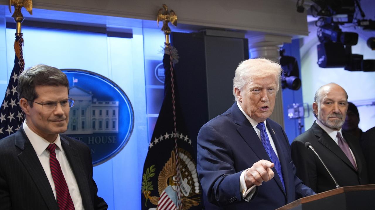 Trump's decision  on tariffs, Iranian leader's declaration, pile-up on the S3