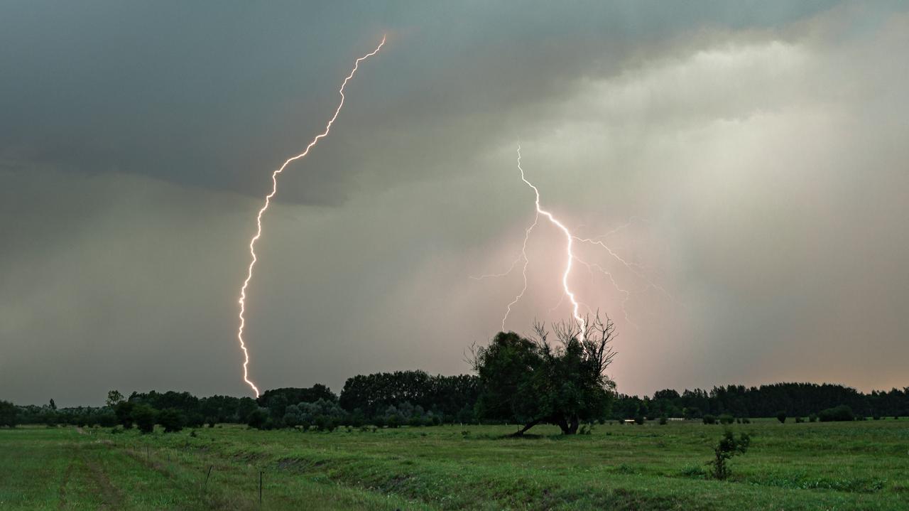 Żółte alarmy IMGW przed burzami