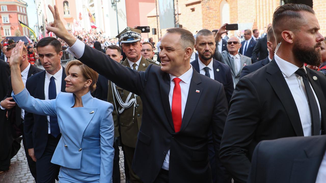 Karol III i Zełenski. Spływają gratulacje dla Nawrockiego