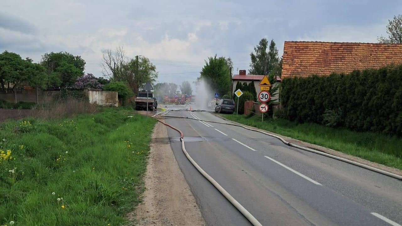 Uszkodzony gazociąg pod Wrocławiem. Ewakuowano pracowników