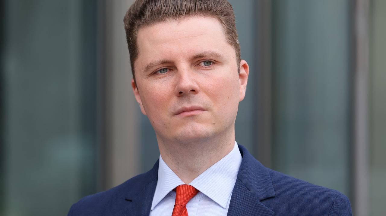 Sztab Brauna zrywa współpracę. Powodem "relacja romantyczna"