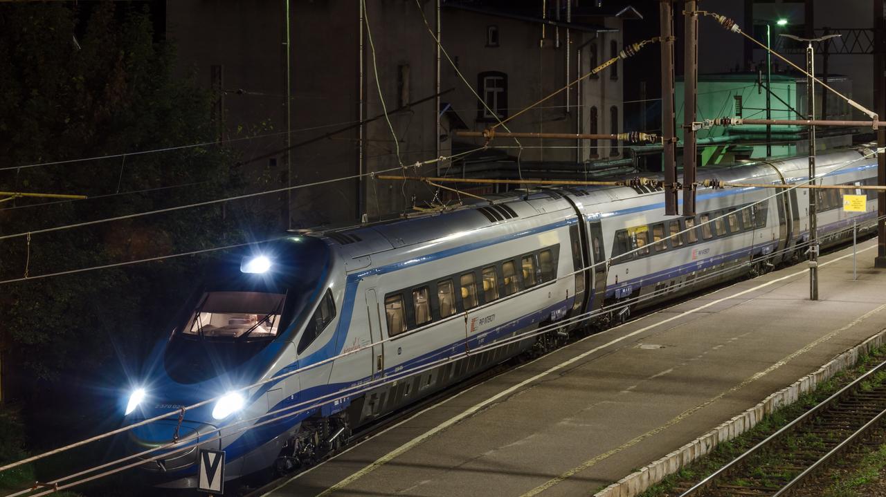 Te pociągi staną na godzinę. Lista połączeń