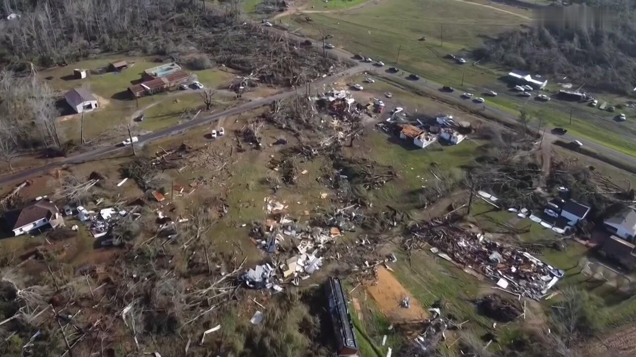 ABŞ-da Hava Fəlakəti – Tornadolar və Yanğınlar 42 Nəfərin Ölümünə Səbəb Oldu