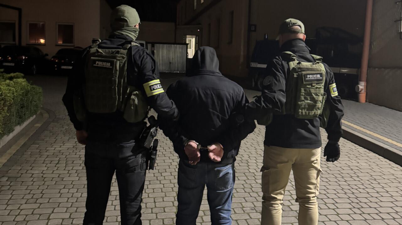 Ścigali go czerwoną notą Interpolu. Wpadł po 16 latach, gdy wrócił w rodzinne strony