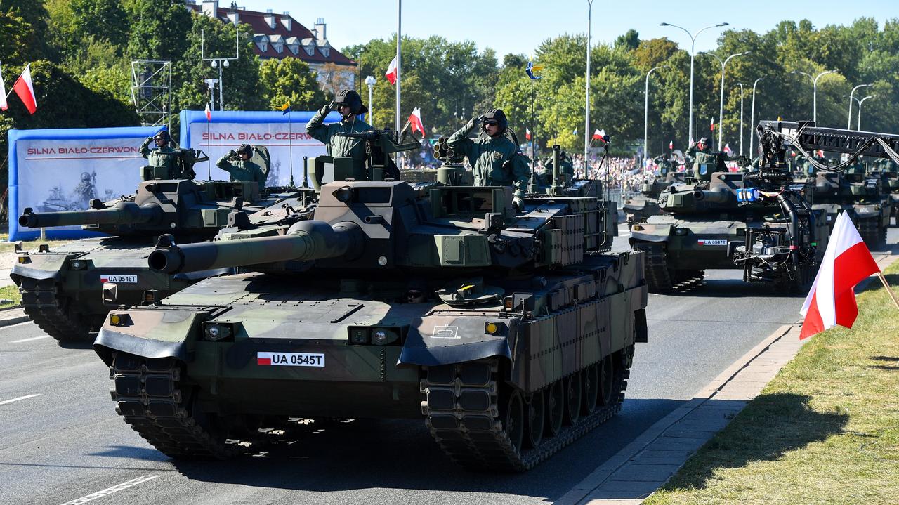 Cichocki: Polska już teraz musi podejmować decyzje o częściowej militaryzacji gospodarki i społeczeństwa