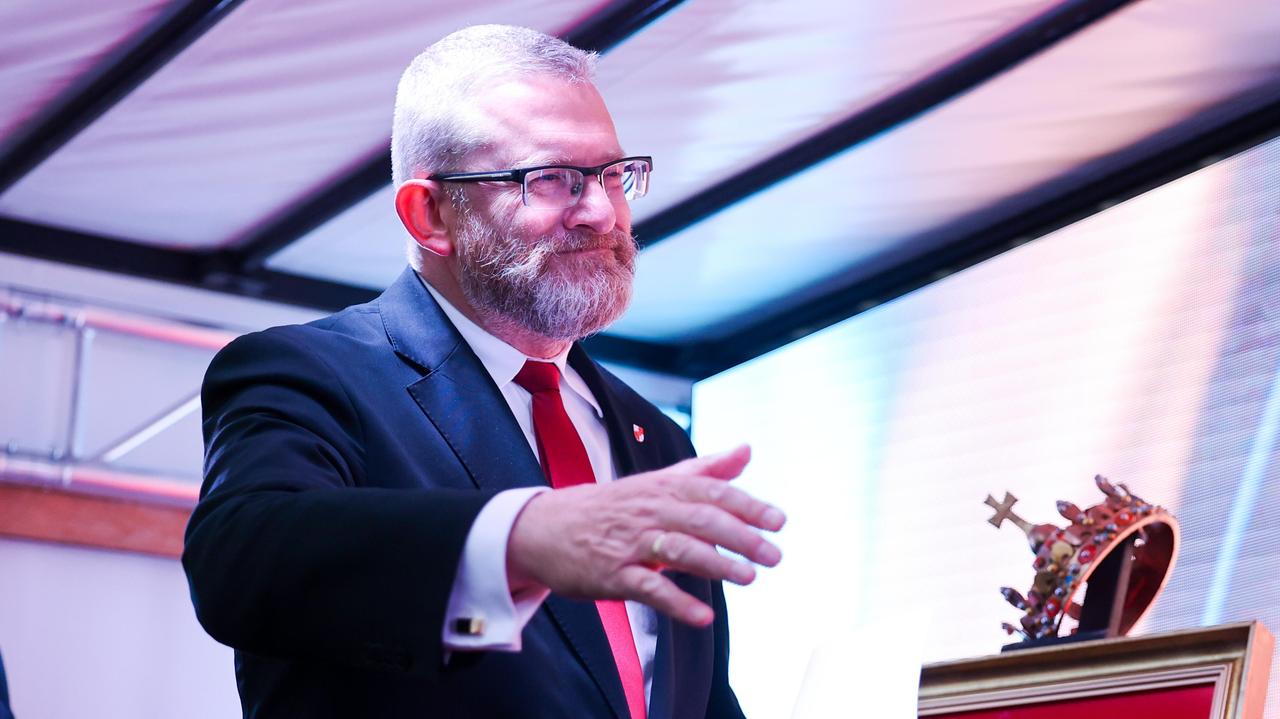 Dragon over Poland, Trump threatens Russia, "time to react" after Braun's words