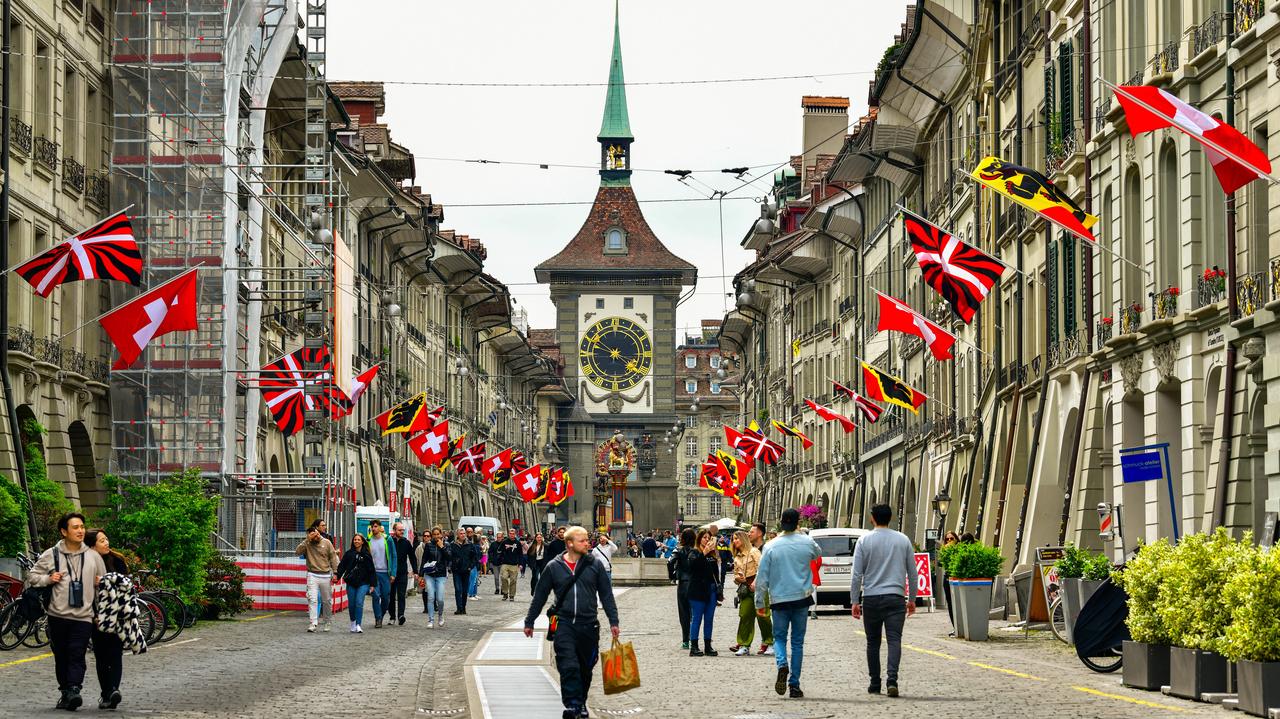 Miliarder wzywa do podniesienia podatków. "Nie może tak być"
