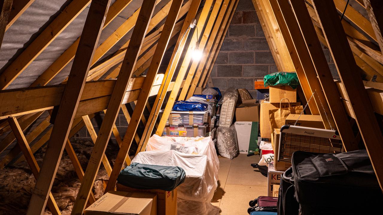 Mieli tylko uporządkować strych. Trafili na skarb za 9 milionów dolarów