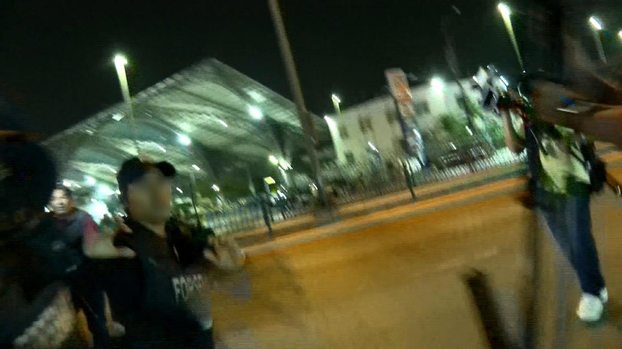 Ochroniarze zaatakowali dziennikarzy relacjonujących pożar