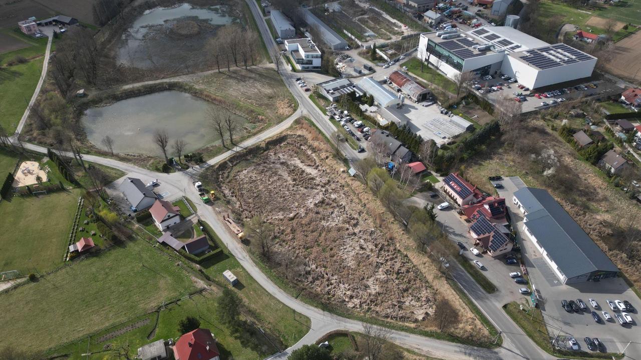 Spuścił wodę z cennych stawów i zasypał je gruzem. Jest akt oskarżenia