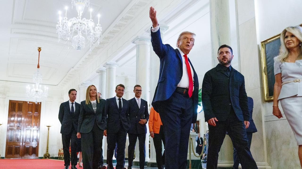 Spotkania w Waszyngtonie, Bąkiewicz z zarzutem, triumf Świątek