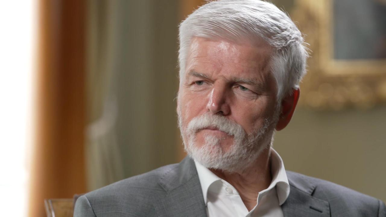 Emerytowany generał na czele państwa. "W wojsku jest łatwiej"