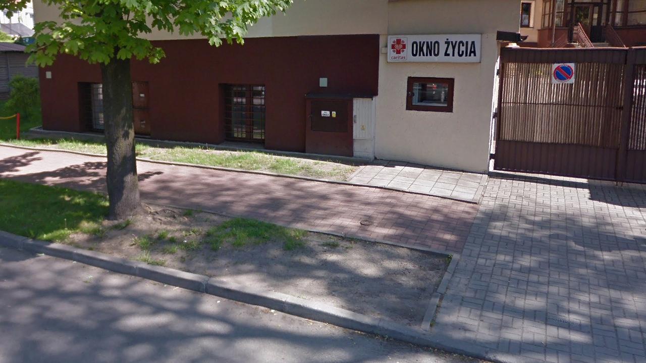 10-dniowy chłopiec w oknie życia. "Niemowlę było spokojne i zadbane"